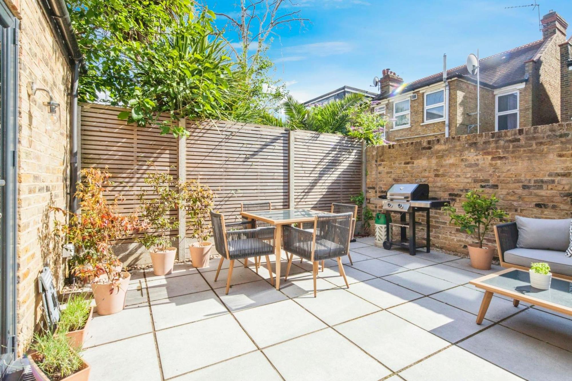 Stylish 2br Flat With Amazing Patio Appartamento *